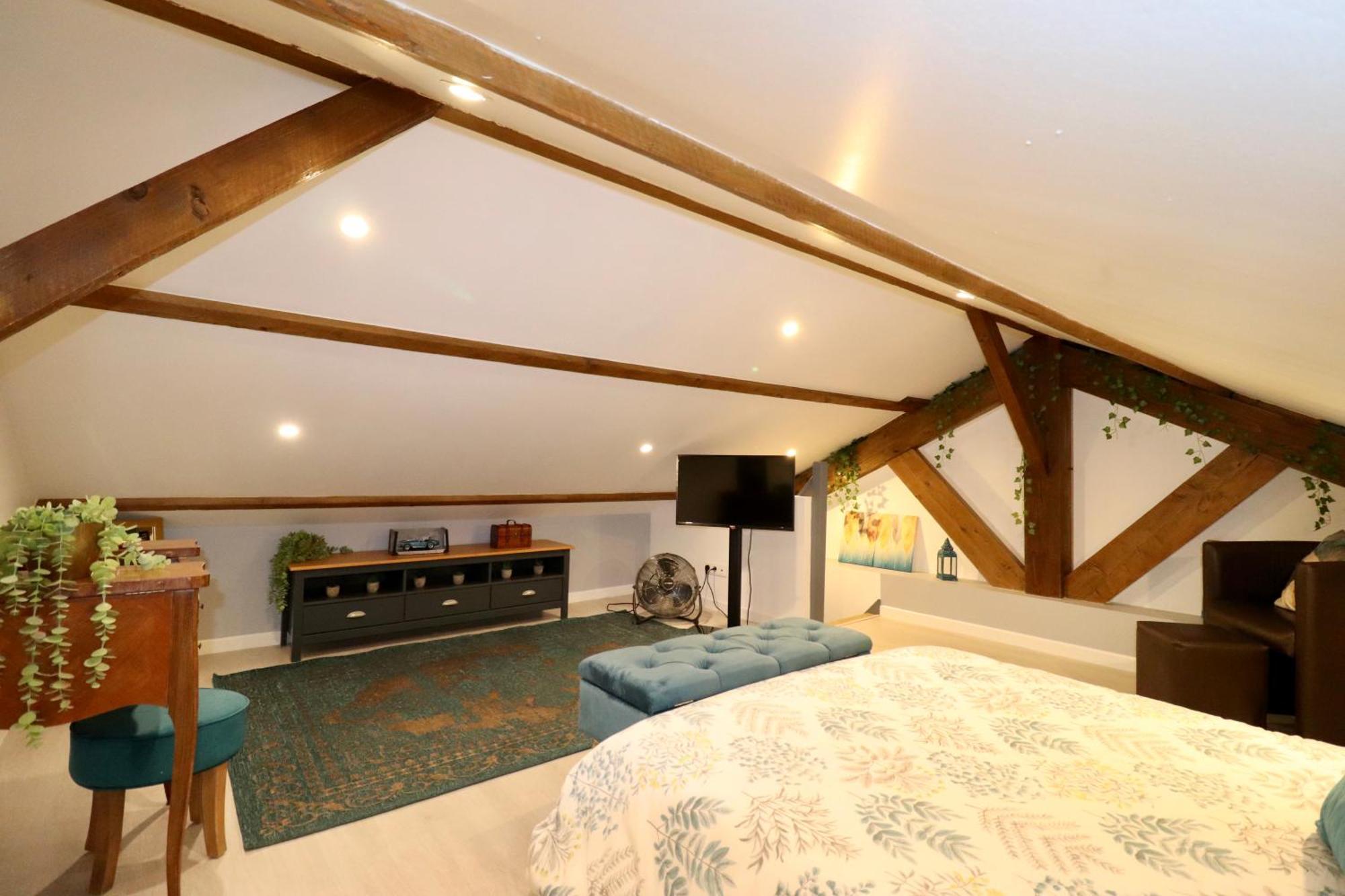 Duplex Au 2Eme Et De Notre Maison -Acces Au Jardin-Smart Tv-Streaming-Wifi Le Mans Værelse billede